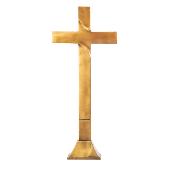 Imagen de Cruz de bronce rectangular con base cuadrada