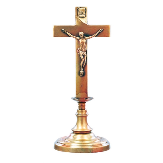 Imagen de Crucifijo en bronce pulido - Base de apoyo en forma de candelero bajo