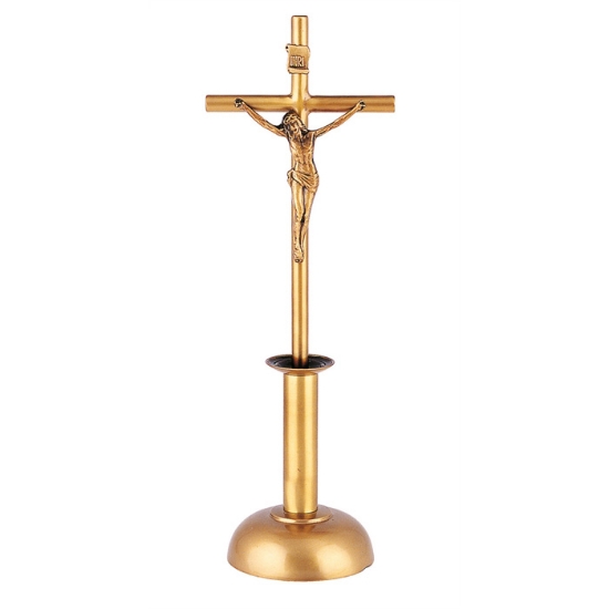 Imagen de Crucifijo de bronce pulido sobre cruz - Barras de sección cilíndrica sobre base de candelero pequeño