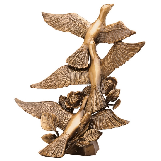 Immagine di Statua in bronzo per monumenti cimiteriali e cappelle - Rappresentazione di colombe in volo