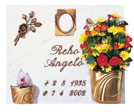 Image sur Proposition de pierre tombale - Ligne Cista Bronze poli - Vase à fleurs et lampe votive - Décoration florale - Lettres italiques